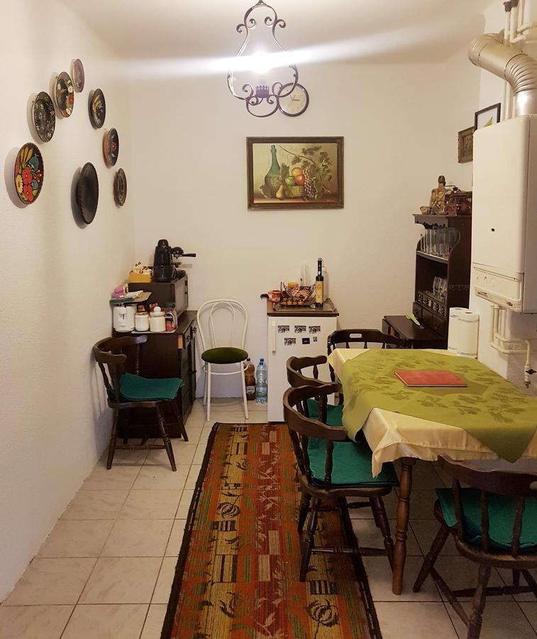 Bakonykuti Kuti Vendeghaz酒店 外观 照片