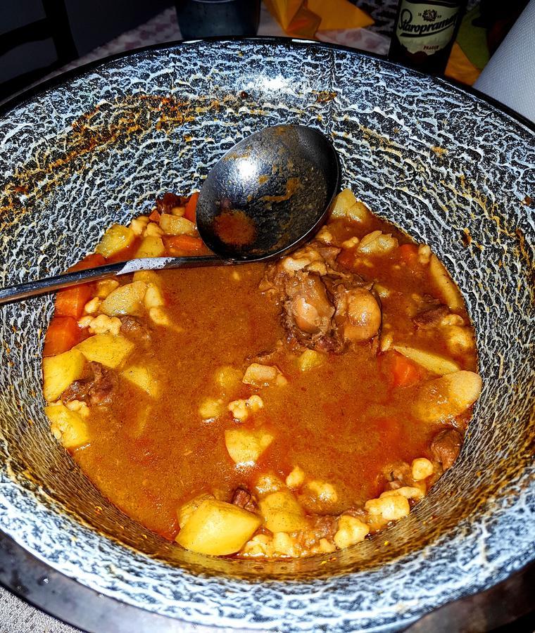 Bakonykuti Kuti Vendeghaz酒店 外观 照片